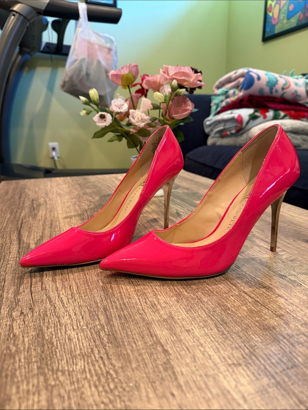 Rock & Republic Hot Pink Patent Pointed Toe Stiletto Heels